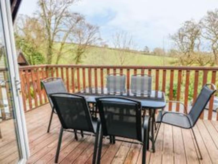 3 Bedroom Lodge With Hot Tub On Lovely Quiet Holiday Park In Cornwall Gunnislake Esterno foto