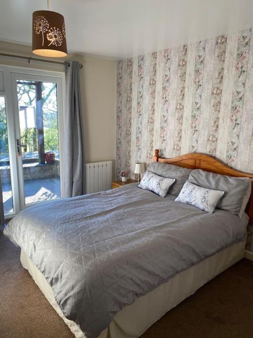 3 Bedroom Lodge With Hot Tub On Lovely Quiet Holiday Park In Cornwall Gunnislake Esterno foto