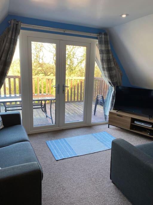 3 Bedroom Lodge With Hot Tub On Lovely Quiet Holiday Park In Cornwall Gunnislake Esterno foto