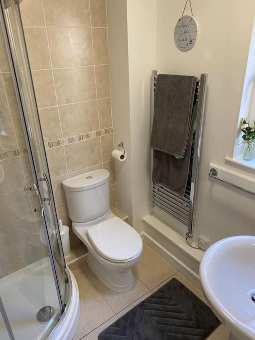 3 Bedroom Lodge With Hot Tub On Lovely Quiet Holiday Park In Cornwall Gunnislake Esterno foto