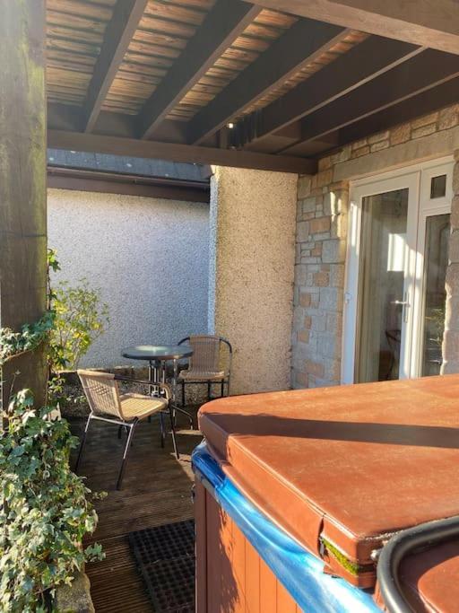 3 Bedroom Lodge With Hot Tub On Lovely Quiet Holiday Park In Cornwall Gunnislake Esterno foto
